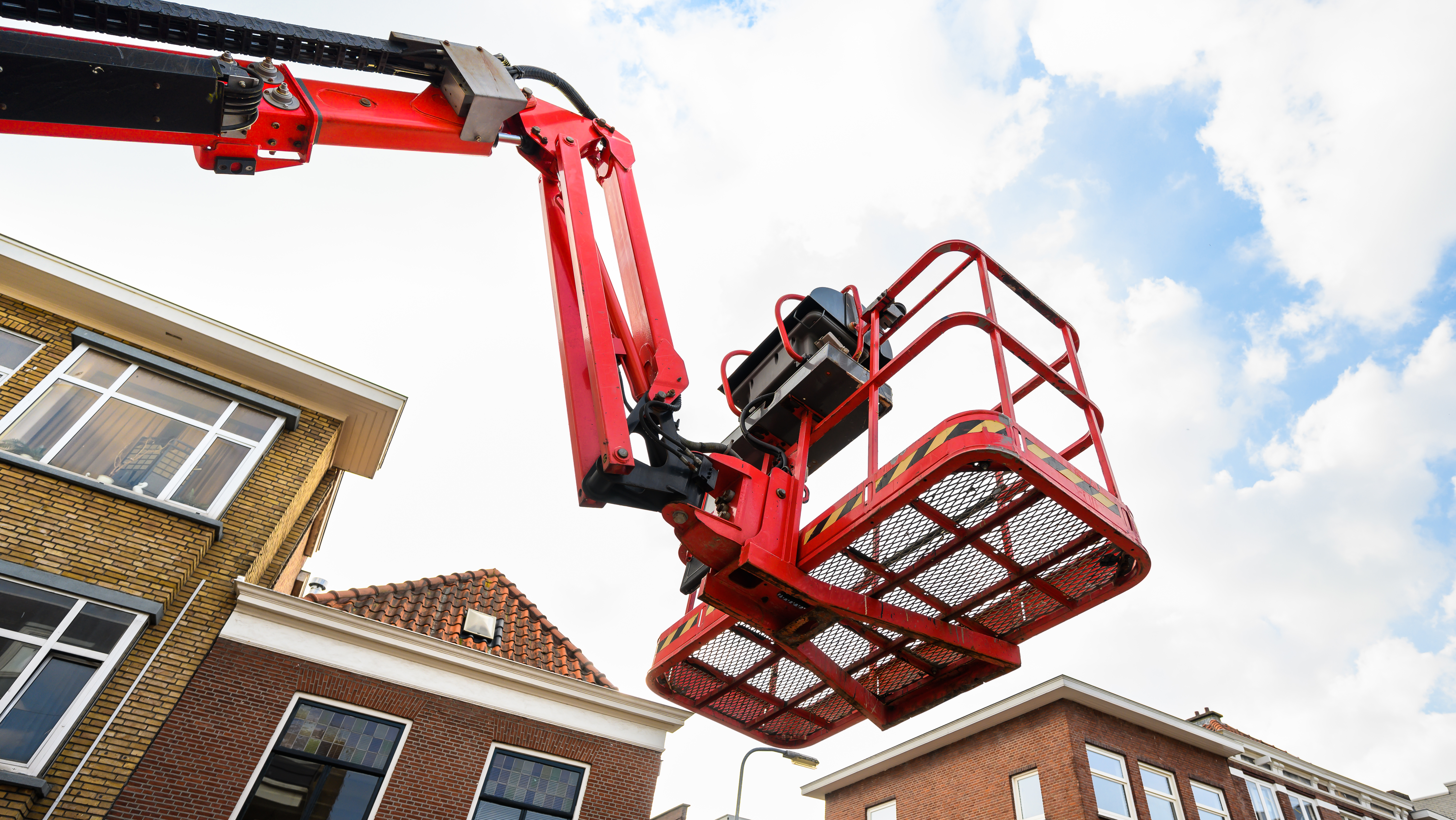 Commercial cherry picker maintenance